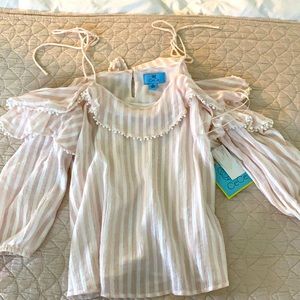 CeCe size XS flirty off-shoulder pink & white top